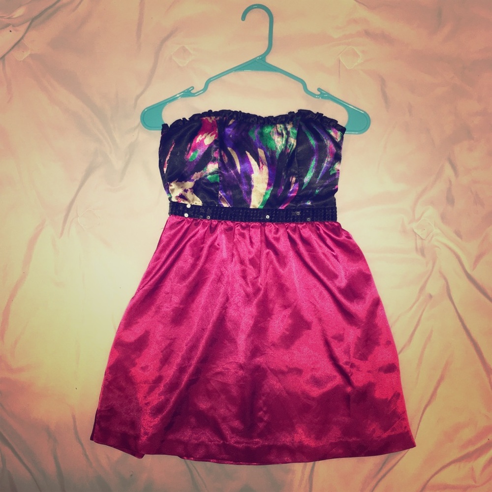 2B BEBE Strapless Dress